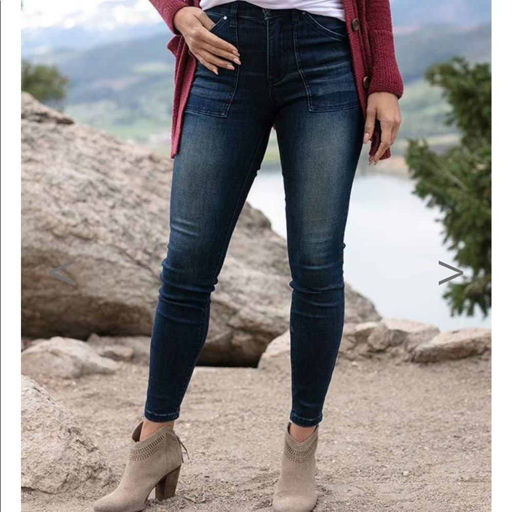 Grace & Lace Waist Shaper Jeans